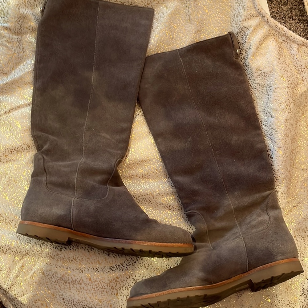 Micheal Kors boots